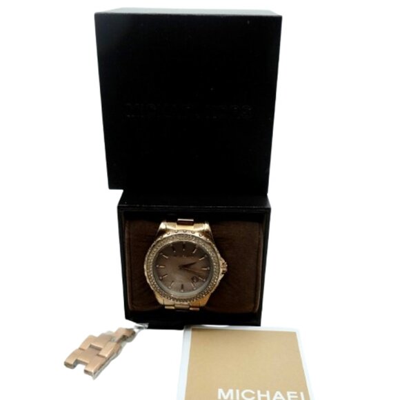 MICHAEL KORS~LADIES OVERSIZED SWAROVSKI CRYSTAL ROSE GOLD CHRONOGRAPH WATCH - Picture 2 of 4